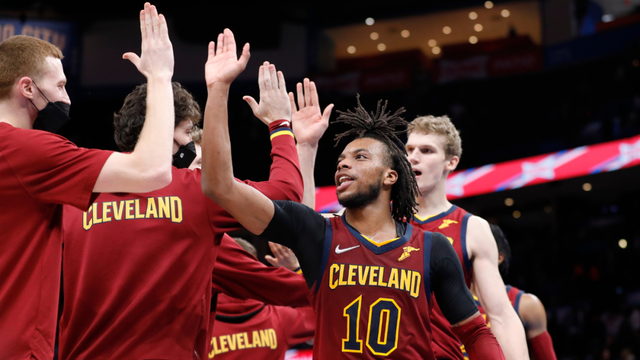 与对手面前 与对手面前